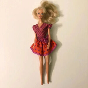 Vintage Barbie Doll Mattel Twist and Turn Bendable Knees Indonesia Style  Doll